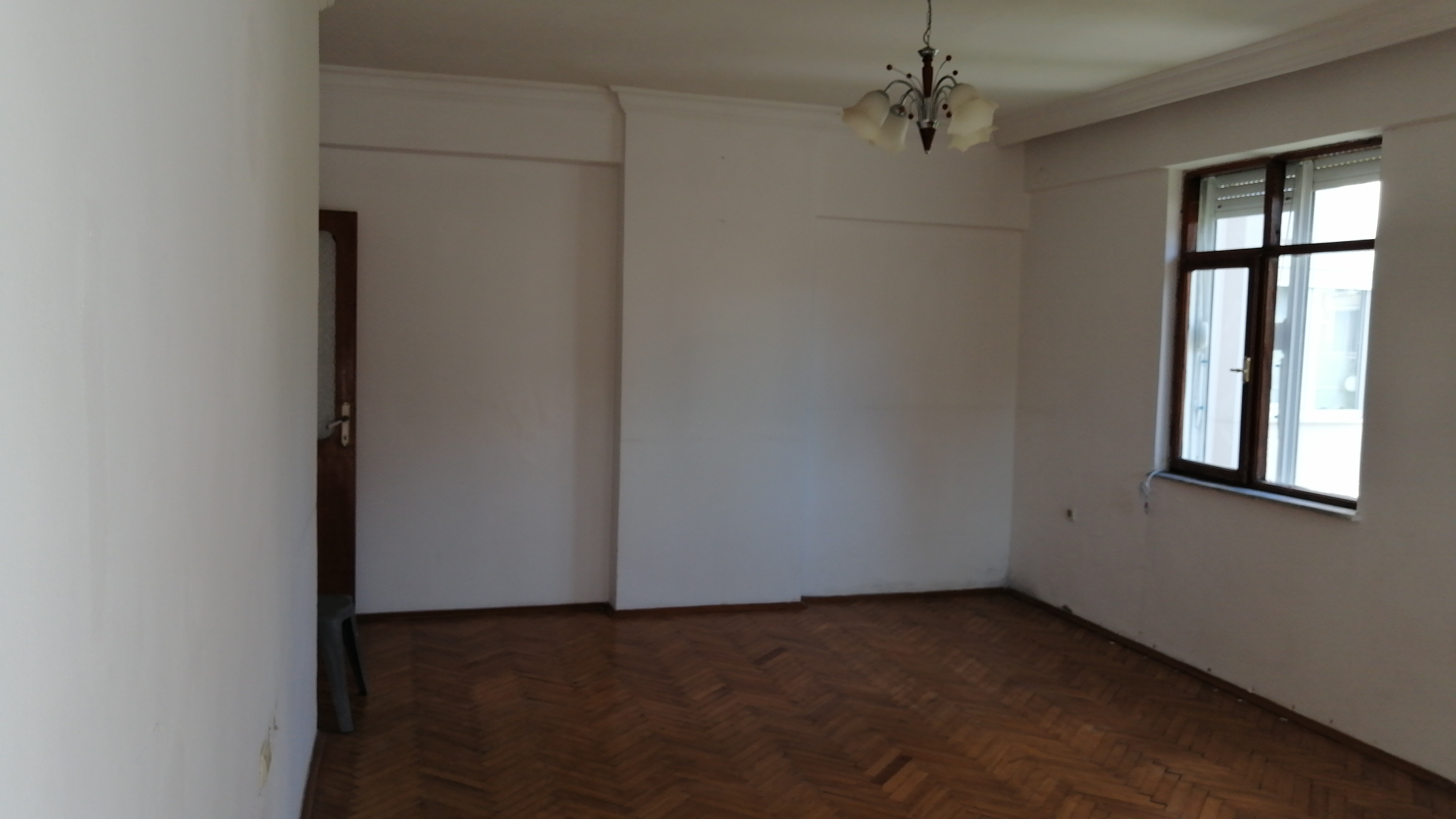 KONYAALTI PLAJINA YÜRÜME MESAFESİNDE 3+1 SATILIK DAİRE 