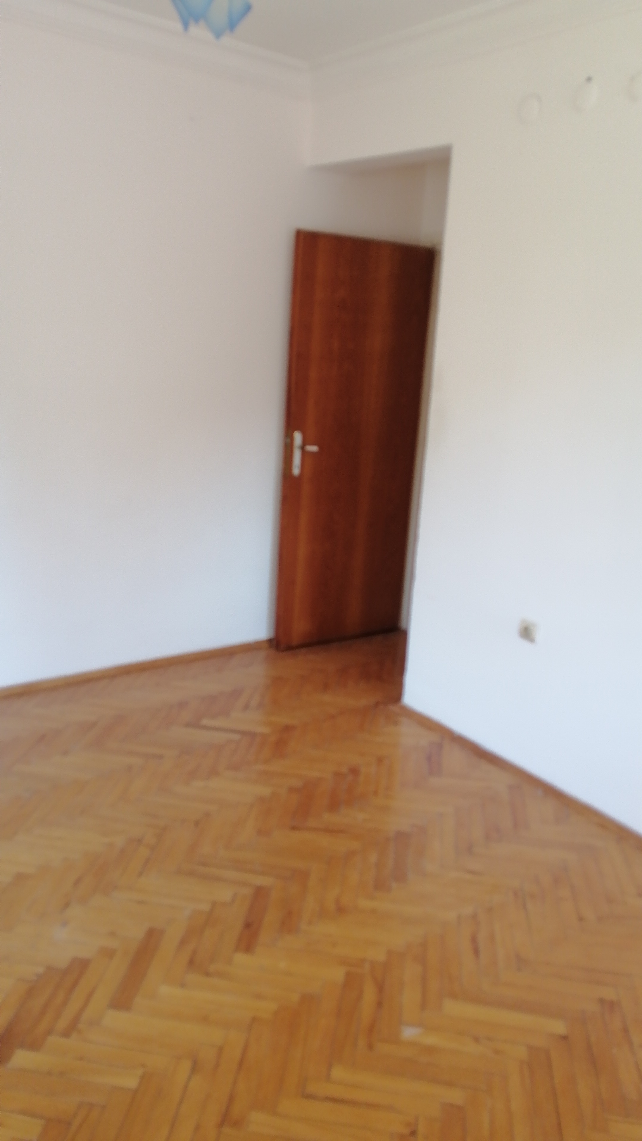 KONYAALTI PLAJINA YÜRÜME MESAFESİNDE 3+1 SATILIK DAİRE 